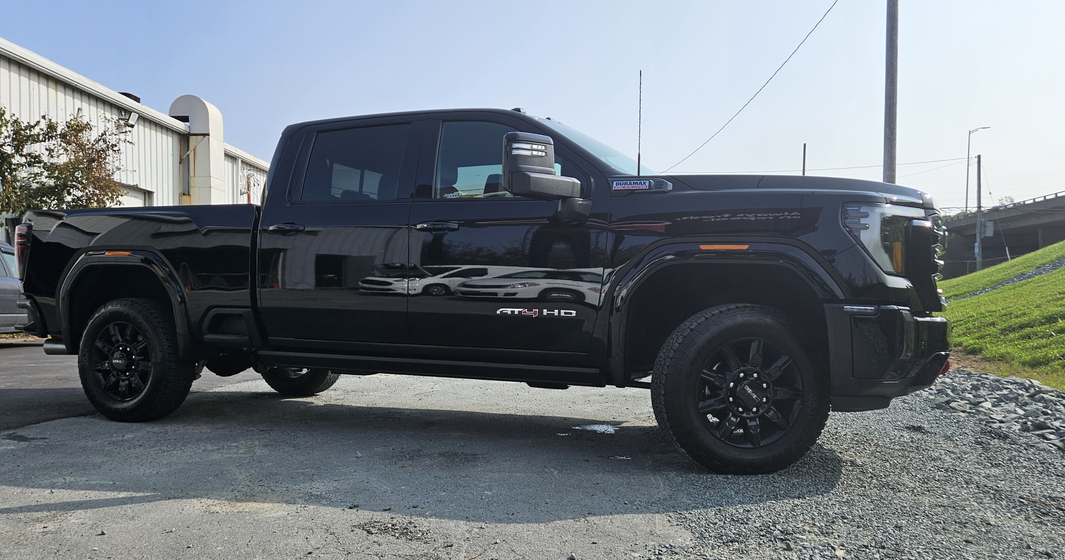 2023 GMC Sierra AT4 Crew Cab