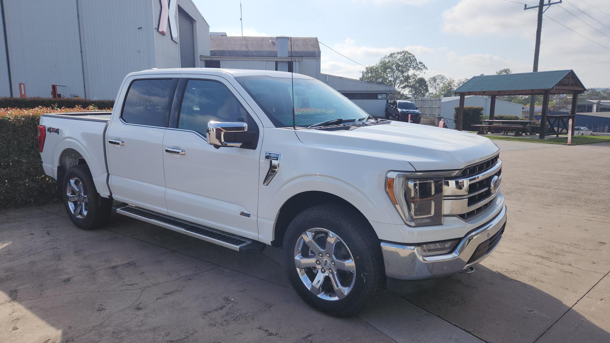 Performax 2023 Ford F150 Lariat V8 Star White