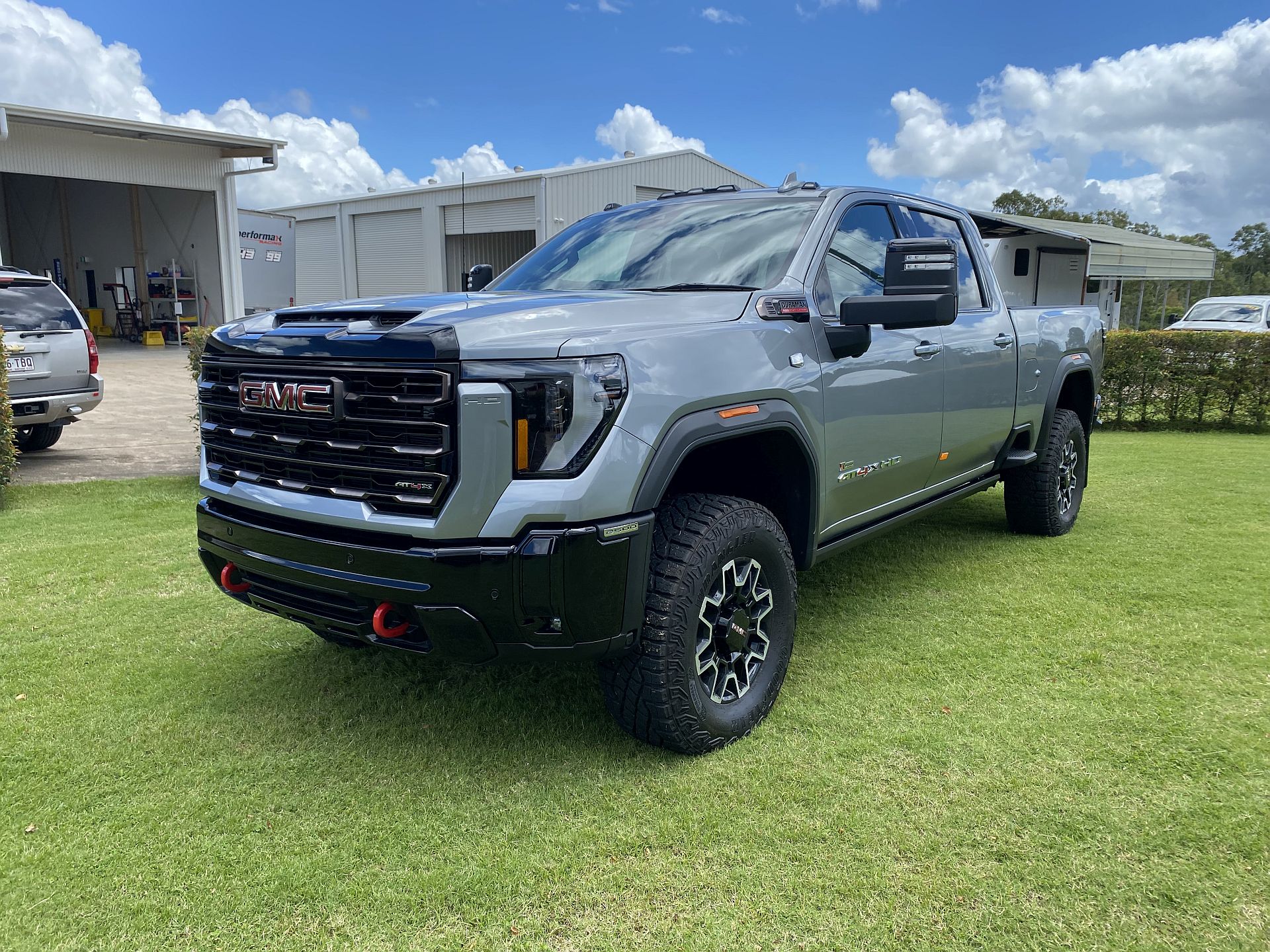 2026 GMC Sierra 2500 AT4X Crew Cab Metalic