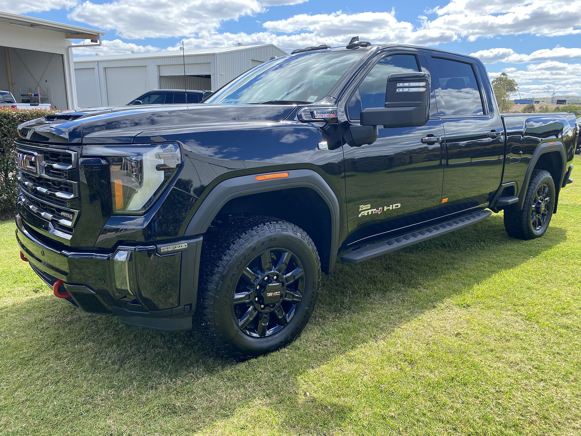 2024 GMC Sierra Denali Black Diamond Crew Cab